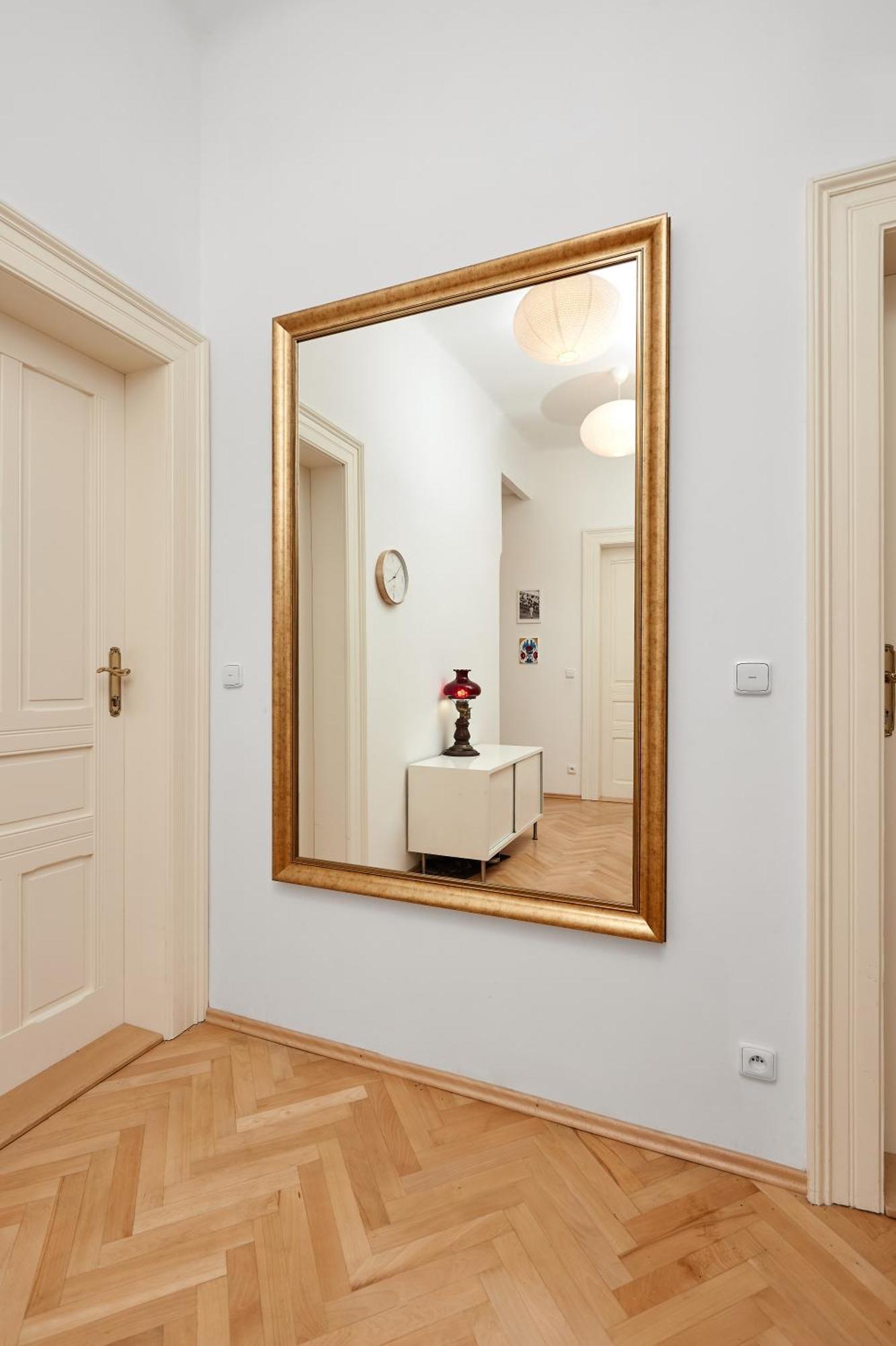 Room & Parking Assistance Prag Eksteriør billede