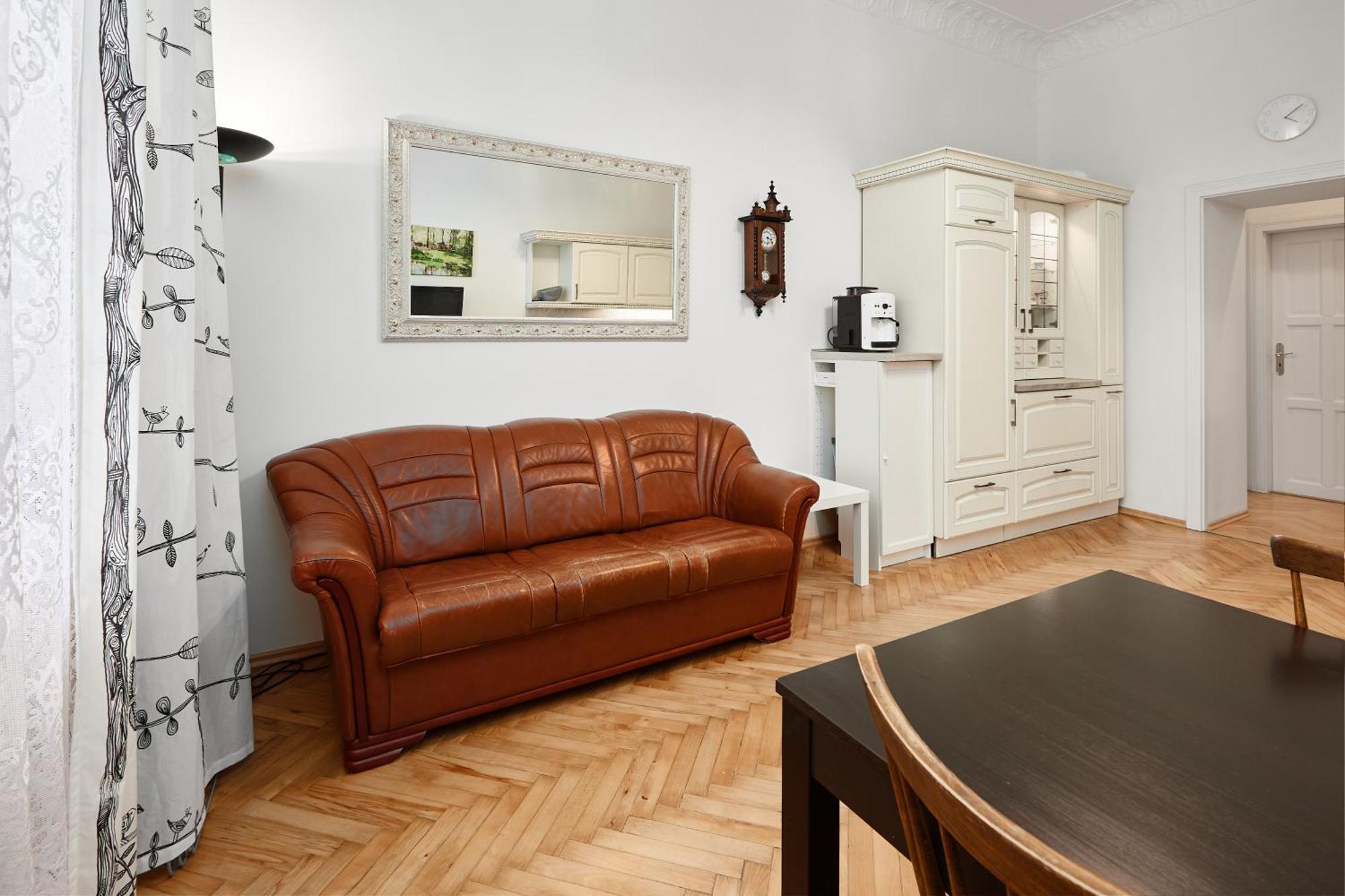 Room & Parking Assistance Prag Eksteriør billede